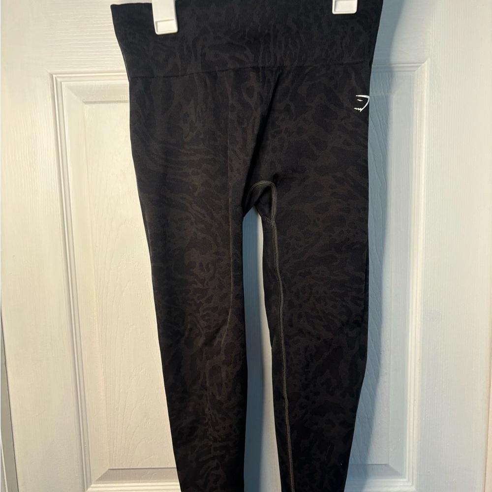Gymshark Black Subtle Leopard Print Leggings